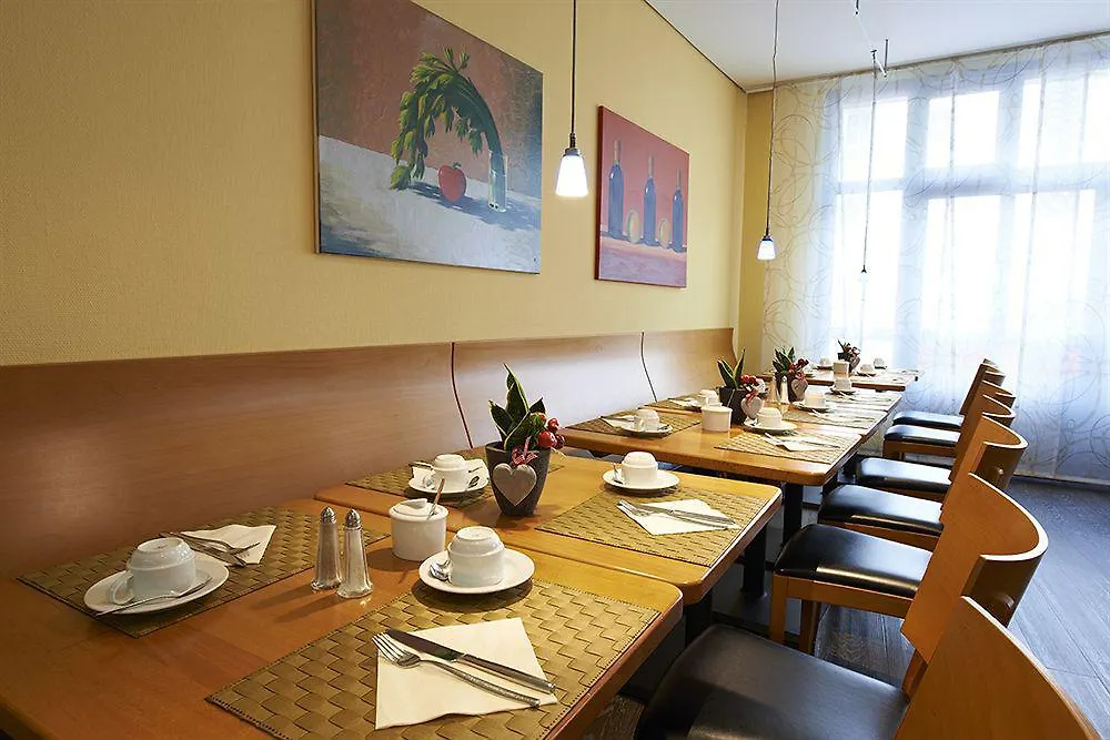 ***  Ghotel Hotel & Living Muenchen-Zentrum Γερμανία