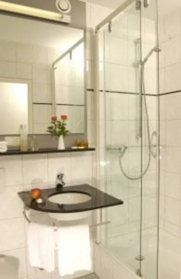 ***  Ghotel Hotel & Living Muenchen-Zentrum Γερμανία